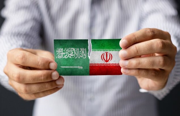 اندیشکده «عرب سنتر» تحلیل کرد: چرا مسیر درازی تا مصالحه ایران و سعودی وجود دارد؟ / چه شد که تهران و ریاض به فکر مذاکره افتادند؟