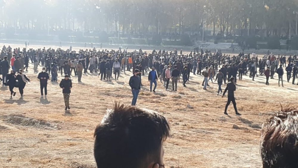 تحلیل کیهان از ناآرامی‌های اصفهان: می‌خواهند در آستانه مذاکرات وین، آشوب بکارند و تحریم درو کنند