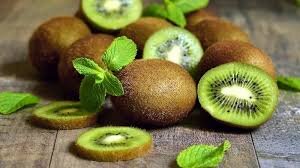 کسب بیش از ۱۵ هزار دلار درآمد از صادرات کیوی گیلان