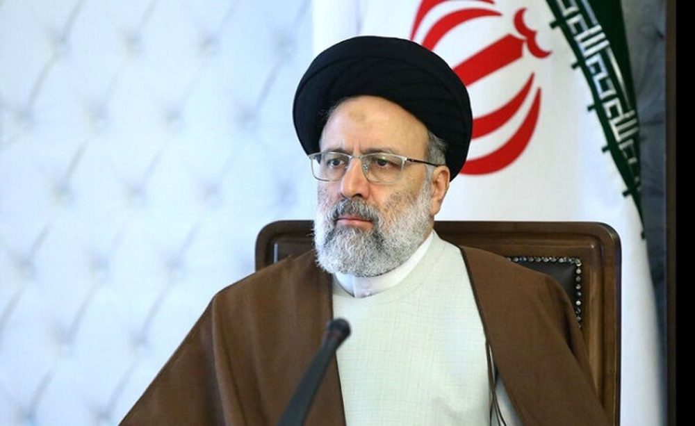 رئیسی: قاطعانه مانع افزایش قیمت ها شوید