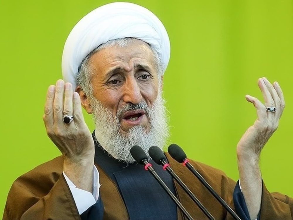 روزنامه جمهوری اسلامی: آقای صدیقی! می دانید سیب زمینی در ۶ ماه عمر دولت فعلی به ۱۲ هزار تومان رسیده؟
