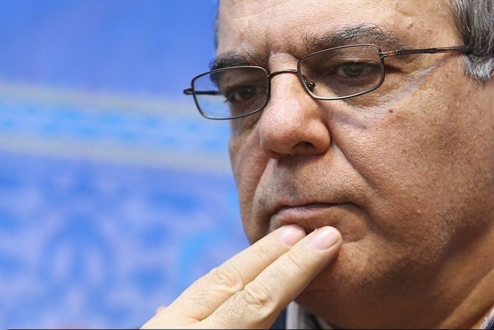 عباس عبدی: نواصولگراها همه‌چیز را قربانی حضور در قدرت می‌کنند