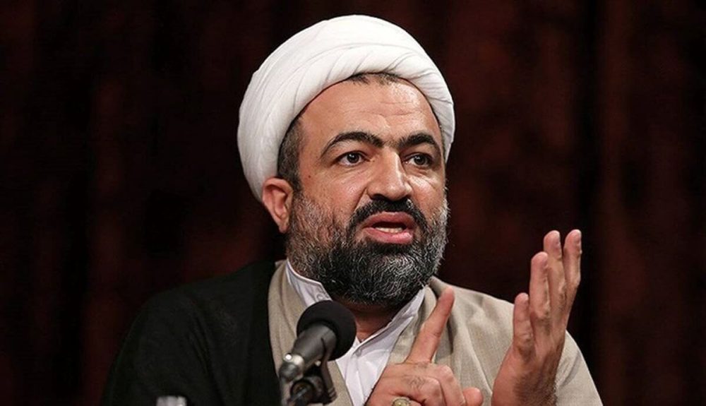 حمله «رسایی» به مادر کیان پیرفلک؛ باید بازداشت و محاکمه شود!