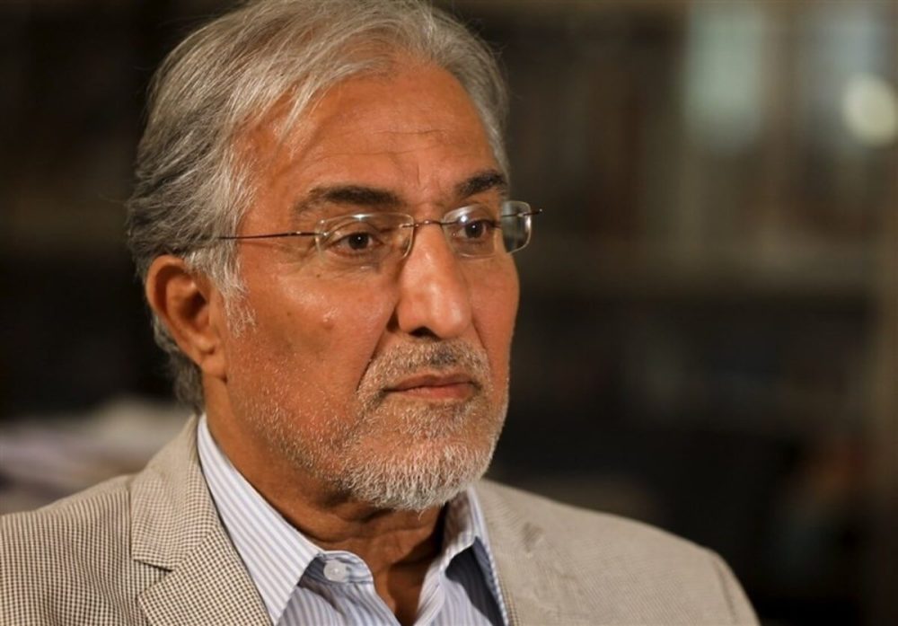 راغفر: عدالت اقتصادی محور اصلی شعارهای انقلاب بود