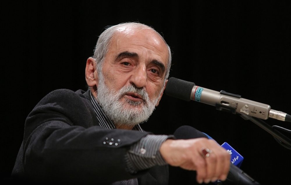 شریعتمداری از حسن روحانی عصبانی شد شریعتمداری از حسن روحانی عصبانی شد