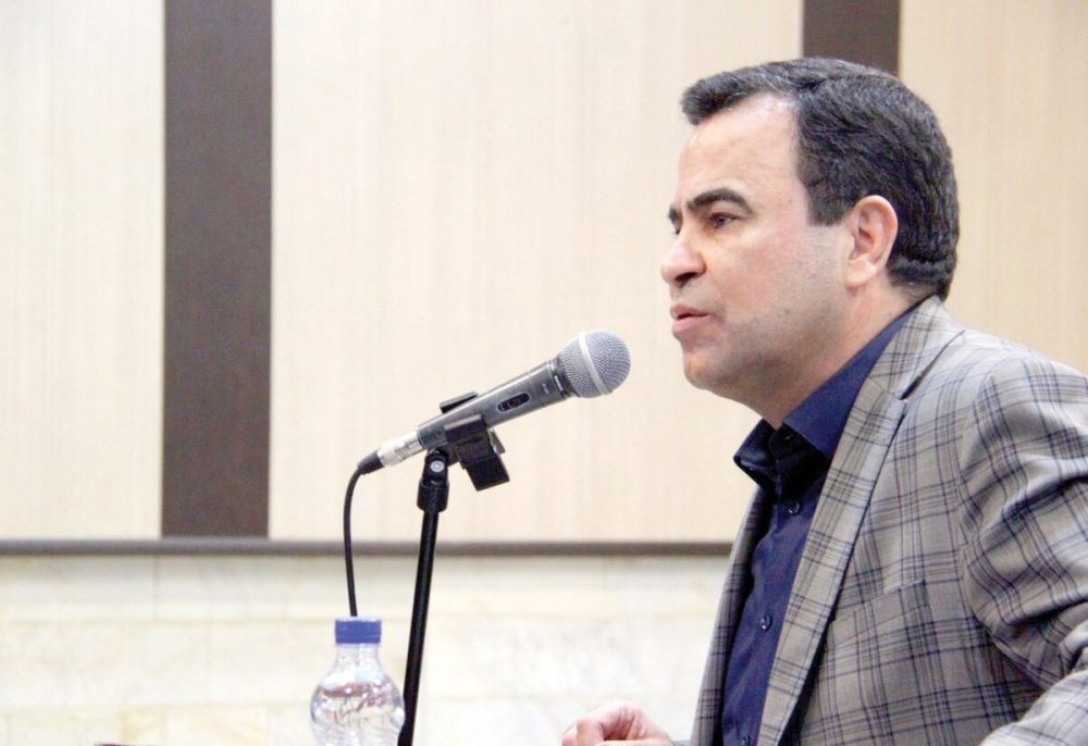 نماینده سابق مجلس: جبهه پایداری انسان‌های بی‌کفایتی را به رئیس‌جمهور تحمیل کرد