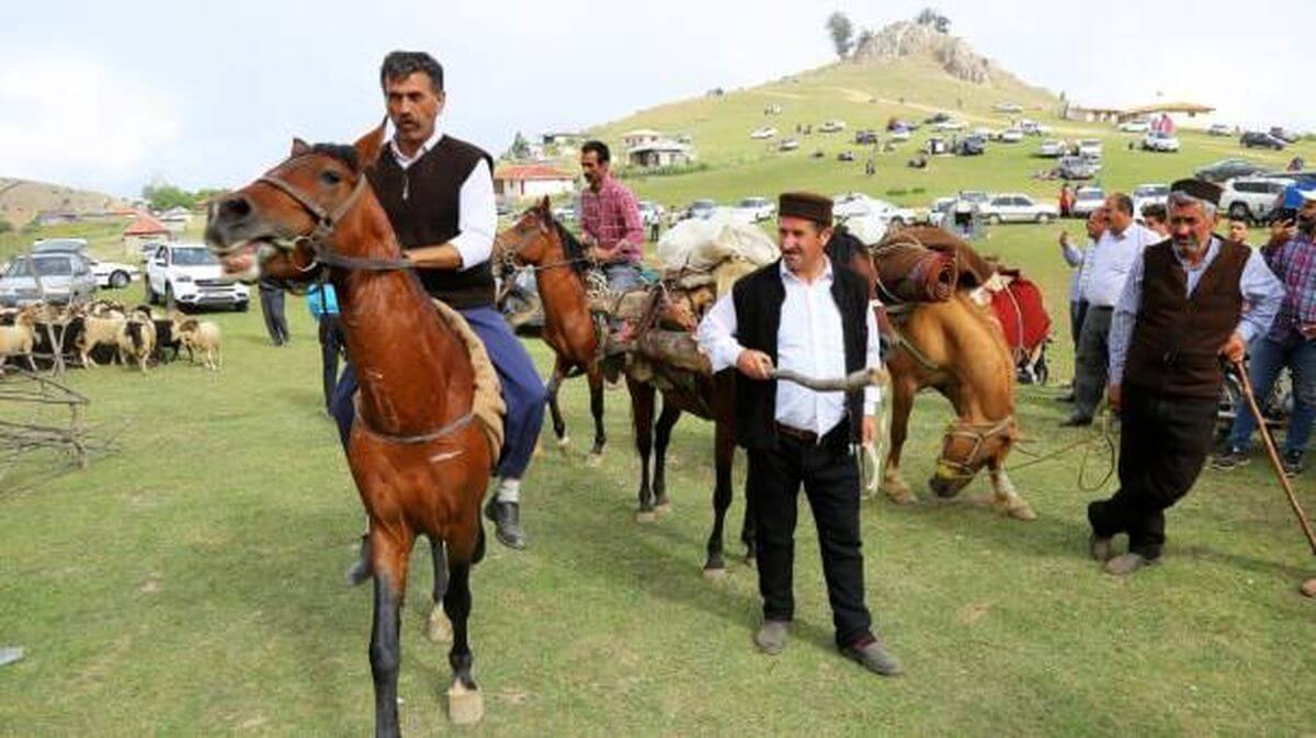 ثبت بیش از ۳۰ رویداد گردشگری گیلان در تقویم گردشگری کشور ثبت بیش از ۳۰ رویداد گردشگری گیلان در تقویم گردشگری کشور