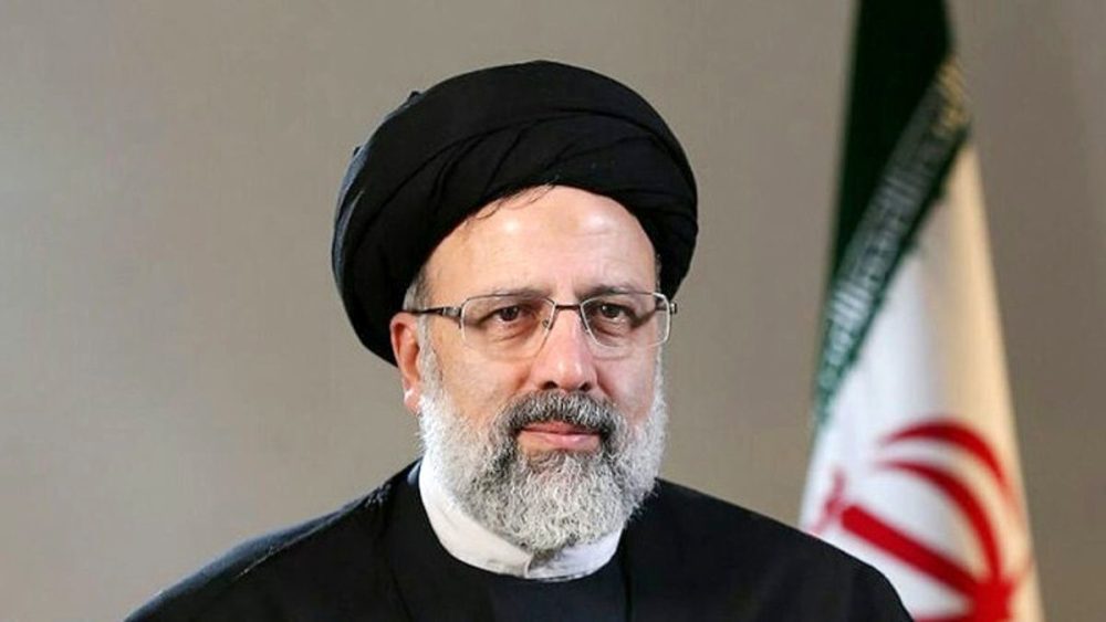 آمران مشغول موی زنانند، کسی سراغ امر به معروف مدیران نمی‌رود