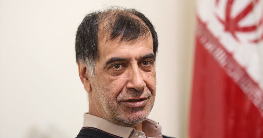 احمدی نژاد و ارائه لیست انتخاباتی