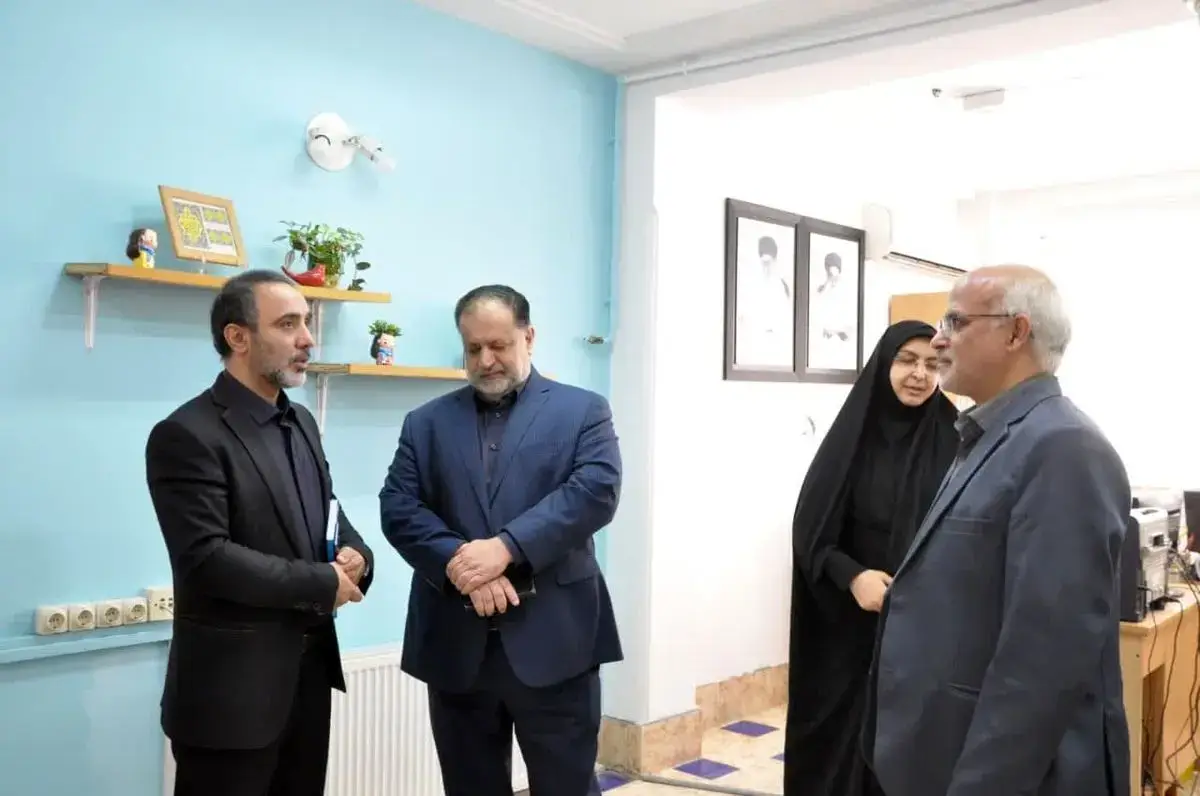کتابخانه عمومی زنده یاد فیض لاهیجان بازگشایی و به بخش های ویژه مجهز شد