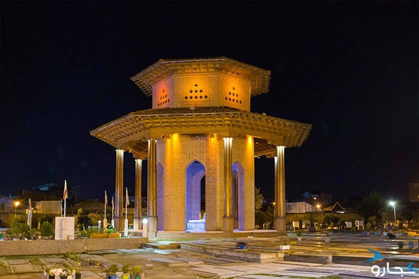 از سخنرانی میرزا تا آرامگاه ابدی/ یادمانی که با هزینه مردم ساخته شد