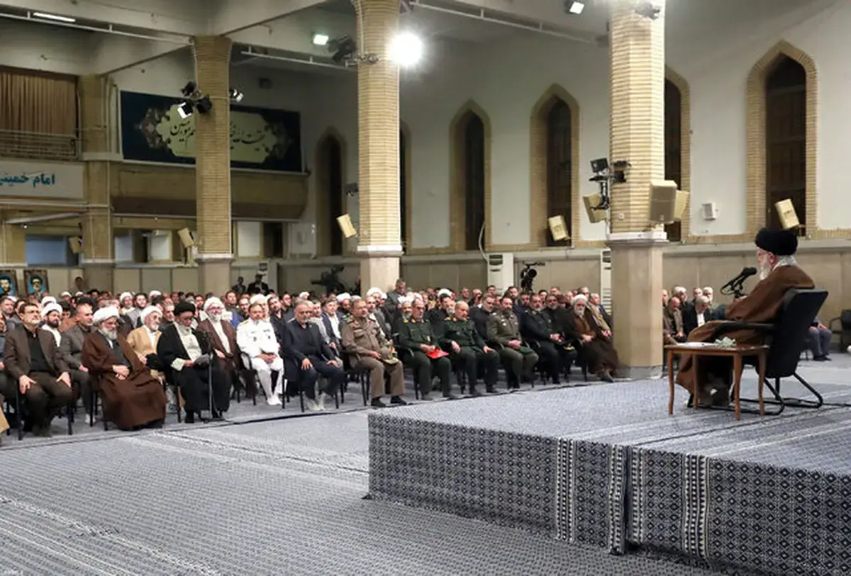 شهدا، هویت ملت ایران هستند؛ ملت نباید هویت خود را فراموش کند