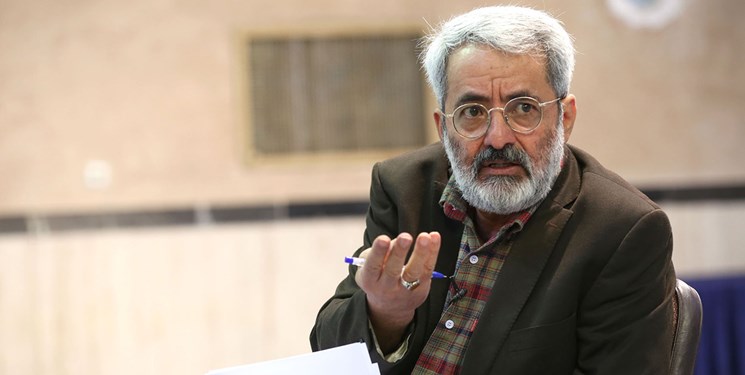 تندروها با غیراخلاقی‌ترین شکل ممکن خود را سردمدار جریانات اصولگرا معرفی می‌کنند