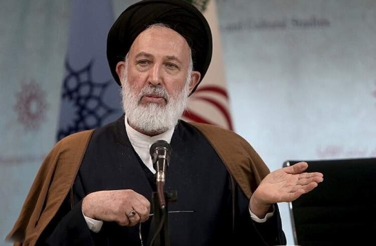 آیت‌الله ایازی: یکی از مشکلات امروز فرهیختگان ما این است که فضای یأس را می‌­گسترانند