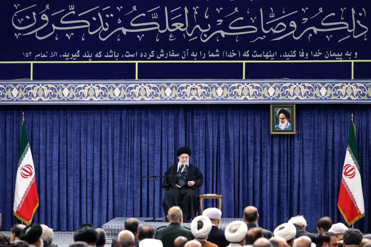 انتظار مردم این است که اقدامات اقتصادی مسئولان در زندگی آنها اثر محسوس و ملموس داشته باشد