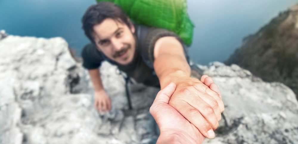 به چه کسی می‌توانیم اعتماد کنیم؟