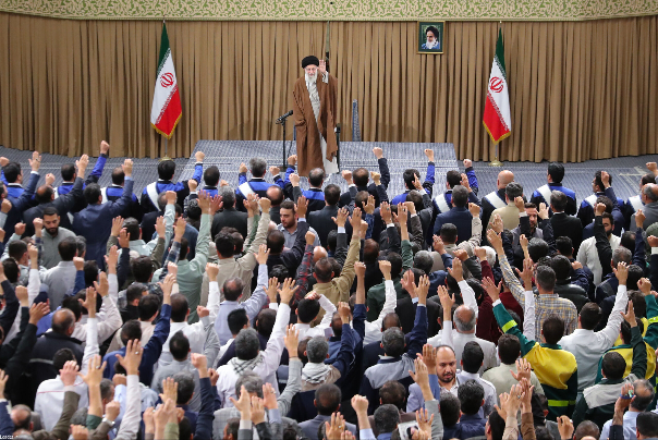 رهبر انقلاب: هدف از تحریم‌، در تنگنا گذاشتن ایران اسلامی است