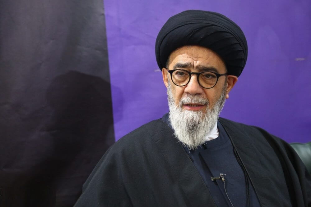 یکی از رمزهای موفقیت خود را عدم ورود به جریان‌های سیاسی می‌دانم- امام جمعه باید نقش پدری داشته باشد/