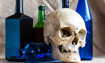 الکل‌ تقلبی؛ قمار مرگ‌آور: بنوش و بمیر!