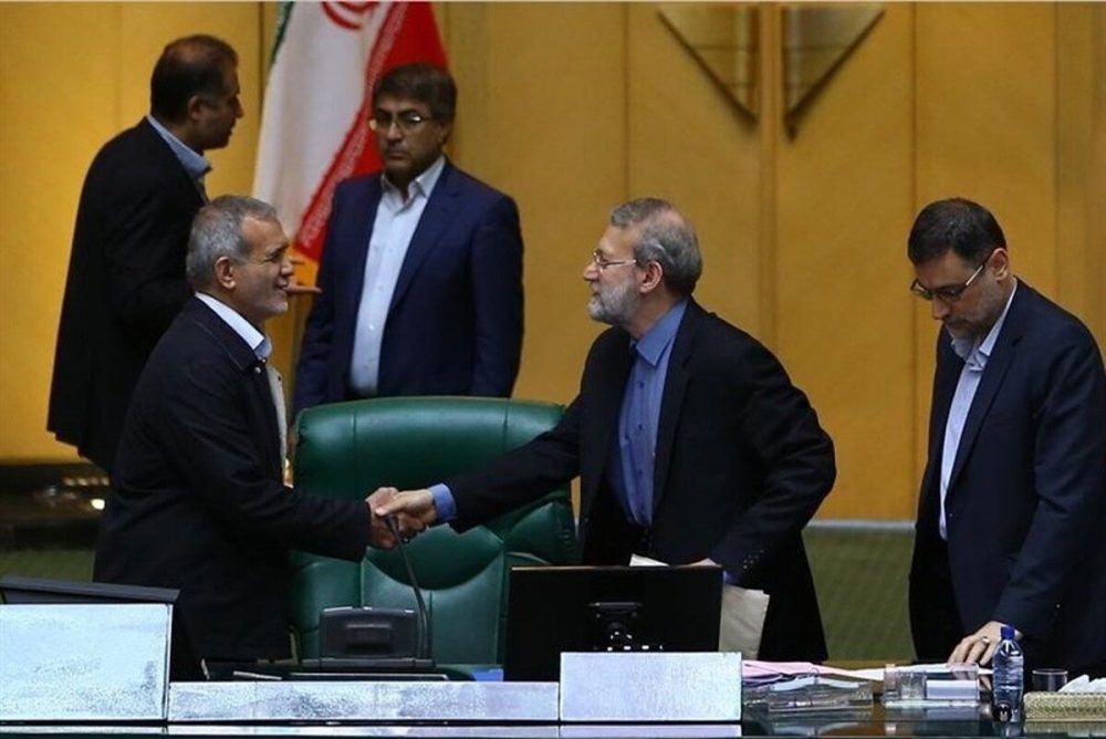هشدار محمد مهاجری به پزشکیان: از ستاد لاریجانی بیش از ۹۵ درصد به ستاد پزشکیان میل کردند