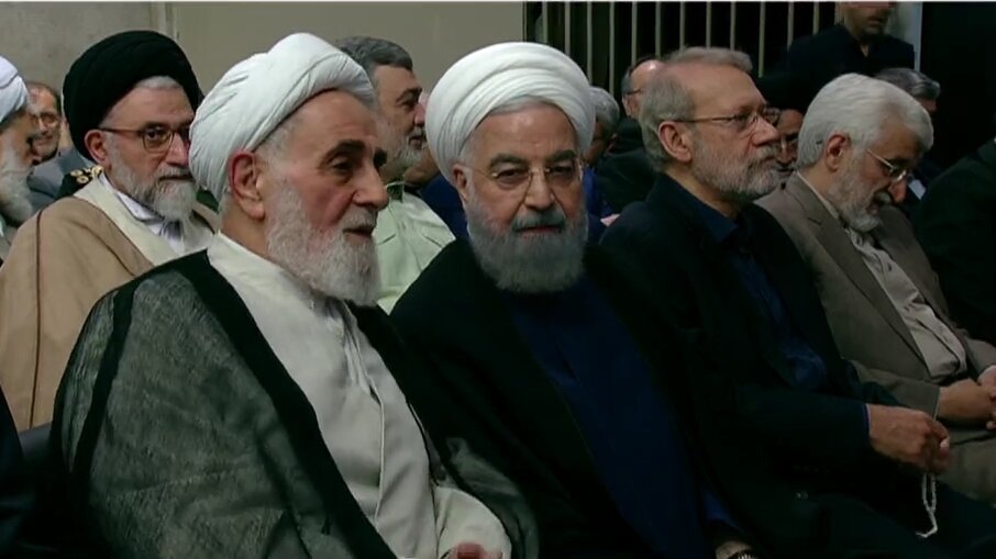 برگزاری مراسم تنفیذ حکم ریاست جمهوری از سوی رهبر انقلاب
