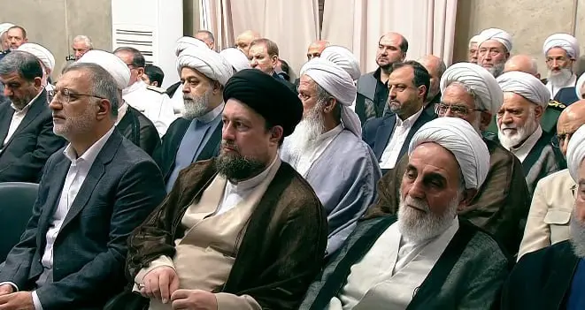 برگزاری مراسم تنفیذ حکم ریاست جمهوری از سوی رهبر انقلاب