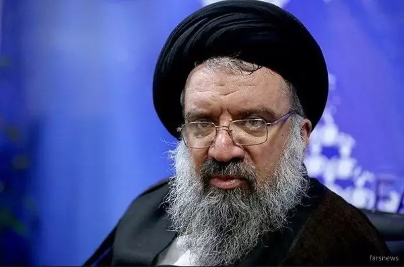 برخی بی دینی را الگو می‌دانند؛ بیعت با امام زمان این است که با حجاب‌ها در اکثریت باشند - بیعت با امام زمان جدای از بیعت با ولی فقیه نیست