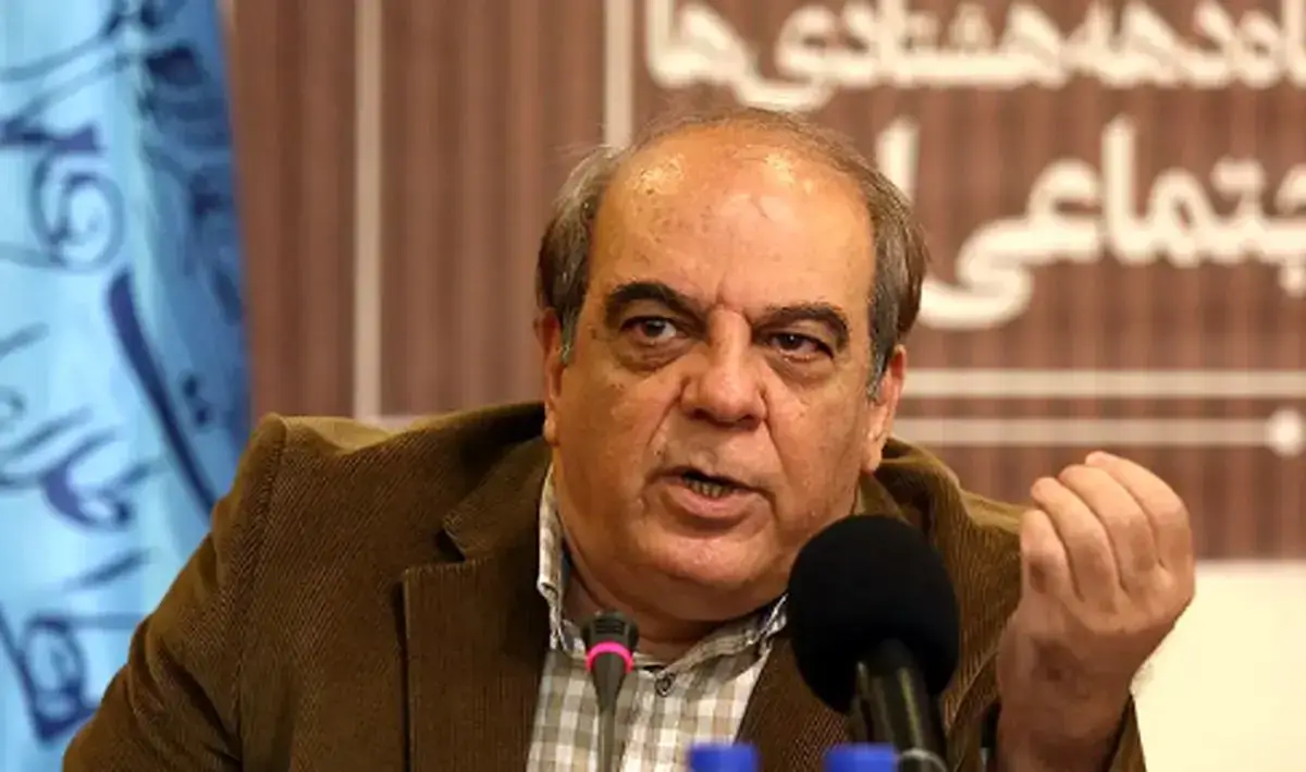 عباس عبدی: اگر مسأله فیلترینگ حل نشود، وفاق با جامعه شکست قطعی می‌خورد