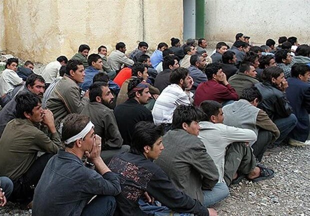 یک آمار عجیب دیگر در مورد اتباع افغانستانی- ادعای نماینده مجلس: برخی اتباع با وجود ۲۱بار طرد شدن مجدداً به ایران بازگشته‌اند!