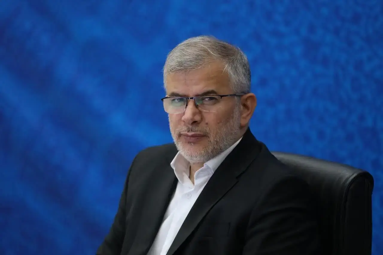 استاندارن دولت چهاردهم در یک نگاه