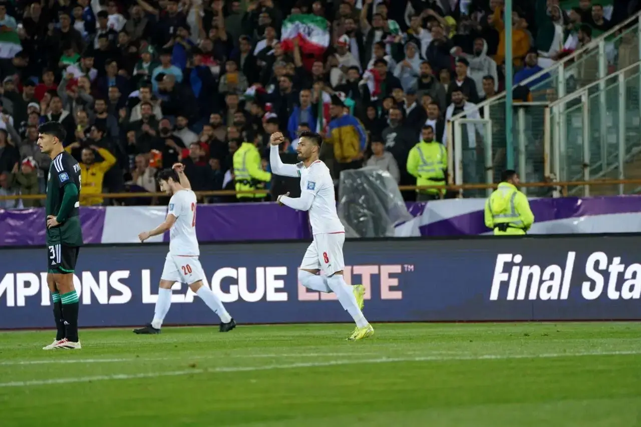 ایران ۲-۰ امارات: گام بلند برای صعود در شب تاریک آزادی