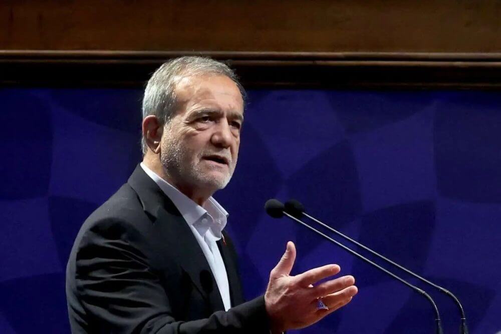 پزشکیان: نگاه رهبر معظم انقلاب بر این بوده که از طریق همکاری با عمان، می‌توان مسیر مذاکرات با آمریکا را به صورت سالم‌تر، درست‌تر و آسان‌تر پیش برد