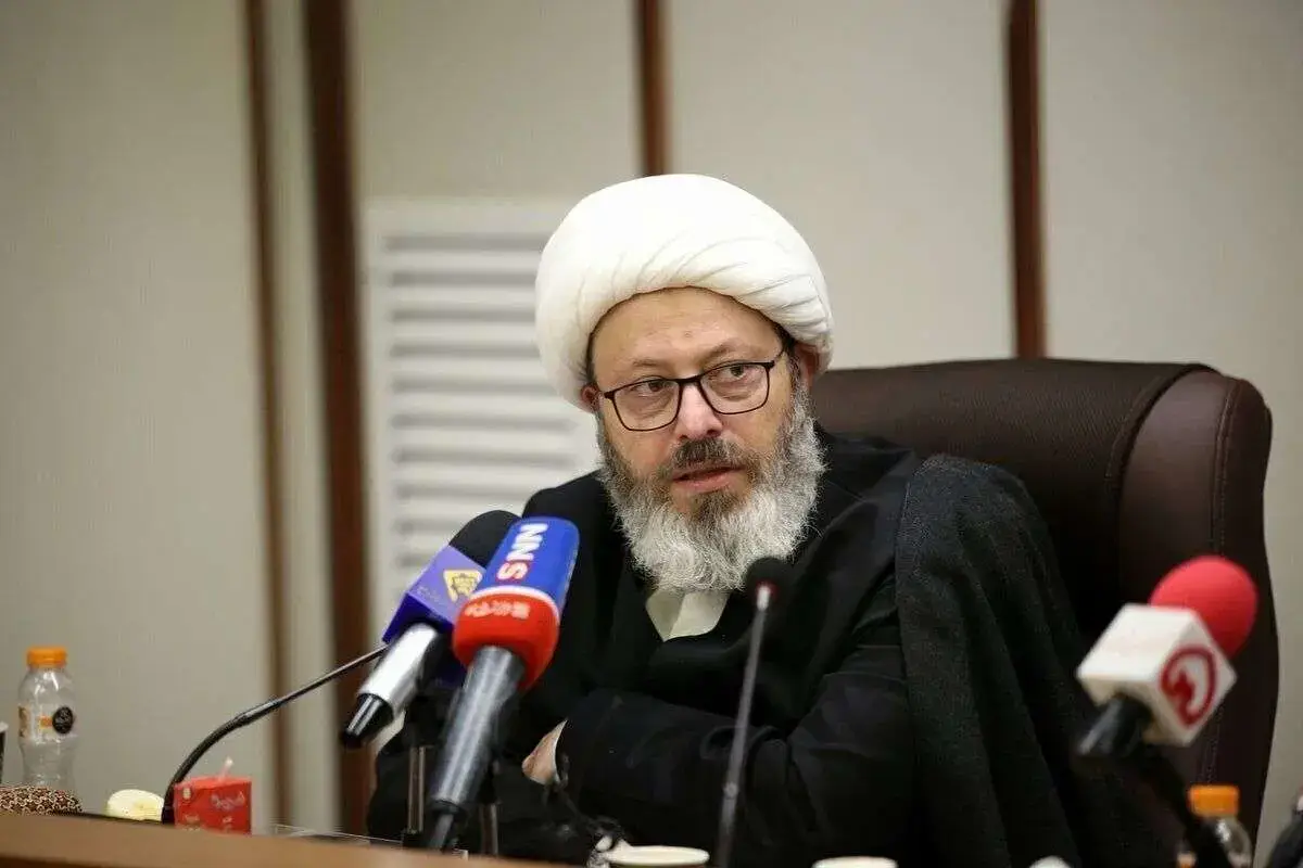 مراکز فحشا کجای مکه و مدینه هستند که فقط قاسمیان آدرس‌شان را می‌داند؟!