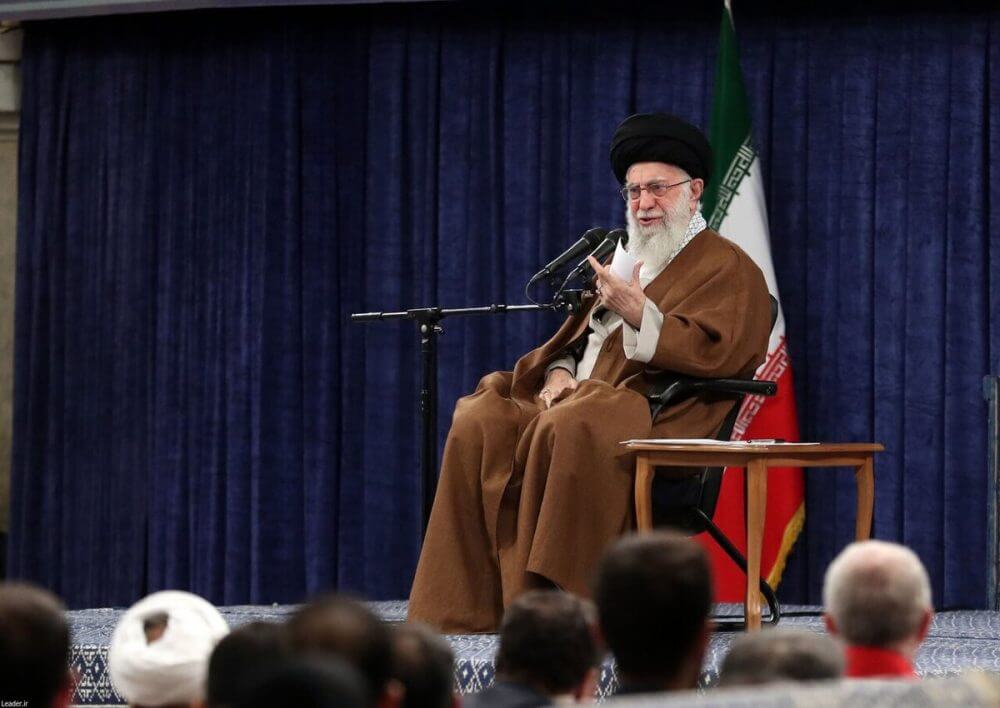 رهبر انقلاب: حج تنها فریضه‌ای است که شکل و ظاهر و ترکیب آن صد درصد سیاسی است