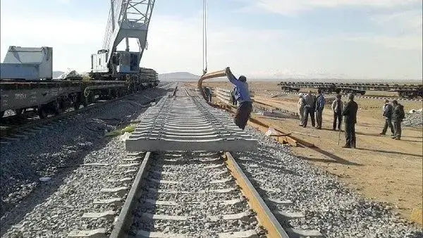 تحویل رسمی٢٠ کیلومتر از مسیر راه‌آهن رشت-آستارا به روس‌ها