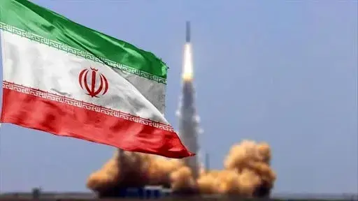 انتقاد تند روزنامه جمهوری اسلامی از تندروها: در طول بحران در حاشیه سکوت خزیده بودند