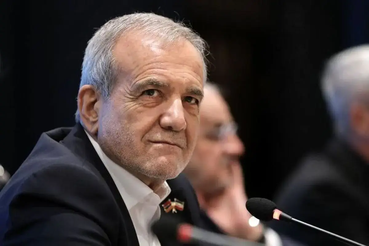 اینکه پشت تریبون هر چیزی از دهانت دربیاید را بگویی، خیانت به وحدت است!