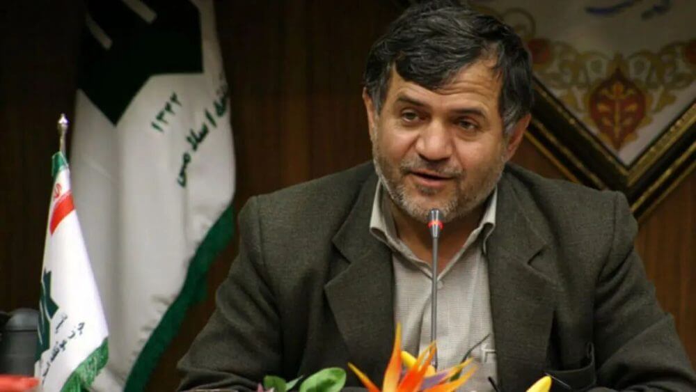 در شرایط فعلی براساس امر ولی فقیه‌ حمایت از دولت را وظیفه می‌دانیم
