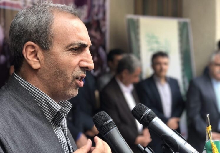 برخی به دنبال تحمیل اندیشههای قرون وسطایی خود بر جامعه هستند برخی به دنبال تحمیل اندیشههای قرون وسطایی خود بر جامعه هستند