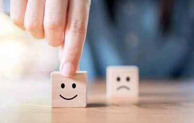 با ترک این ۷ عادت زندگی شادتر و سالم‌تری داشته باشیم