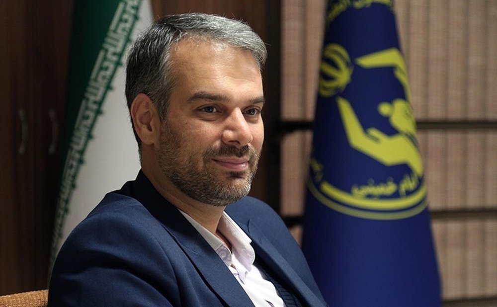 چطور است که ما کف خیابان به مردم اعتماد داریم، اما در فضای مجازی به آنان بی‌اعتماد هستیم؟